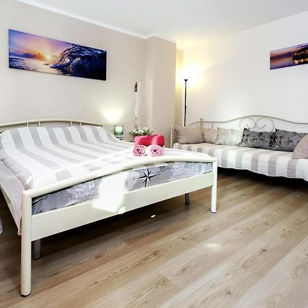 Studio Sony Rovinj Kültér fotó