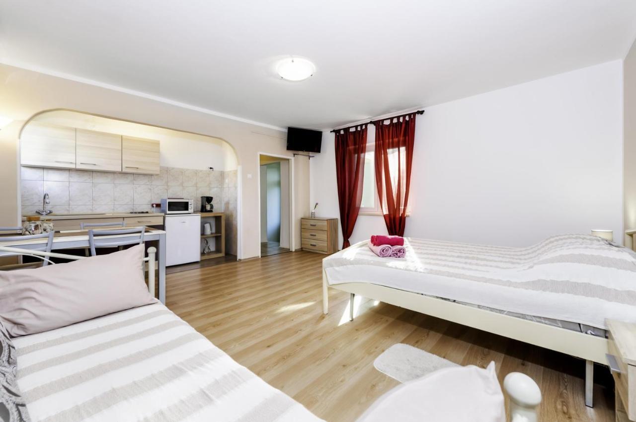 Studio Sony Rovinj Kültér fotó