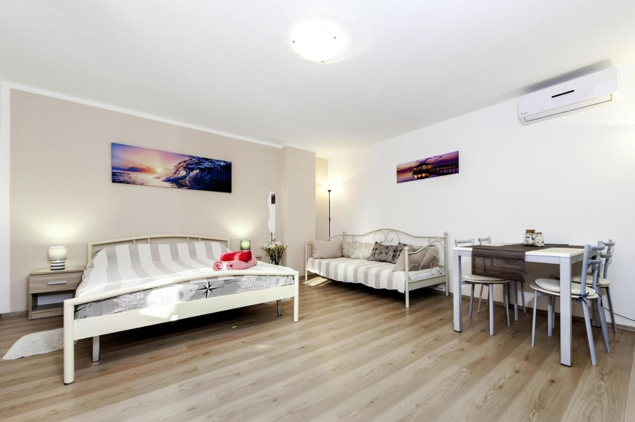 Studio Sony Rovinj Kültér fotó